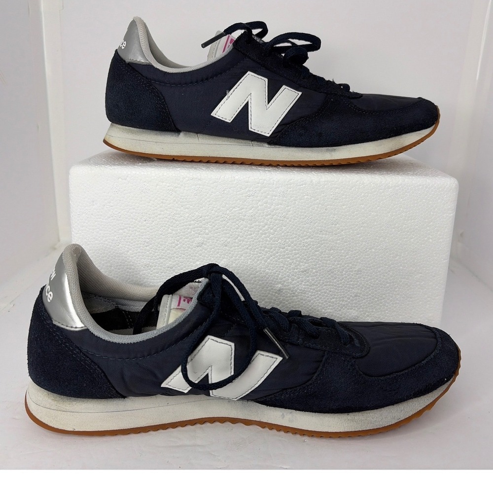 New Balance 220 Navy Blue Silver Women Sneakers WL220CLD Size 9
